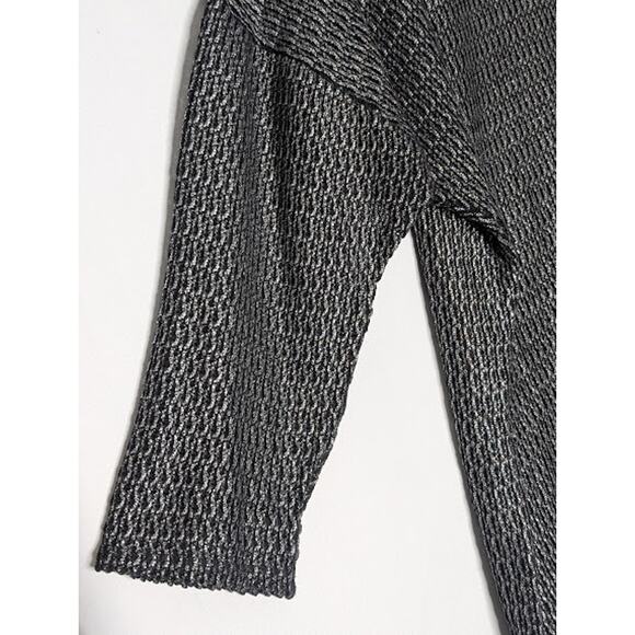Two by VINCE CAMUTO black silver metallic Open Weave Hi Lo Sweater Futuristic - Picture 6 of 10